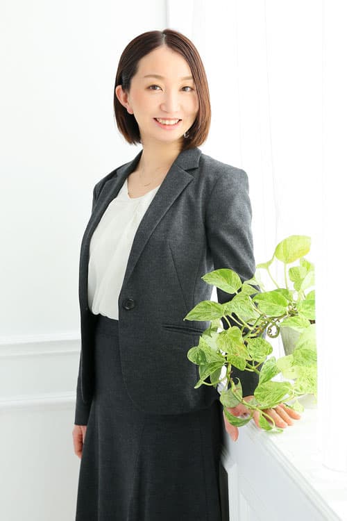 監修: 内山 美央(特定社会保険労務士) プロフィール写真